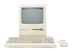 Old Machintosh computer