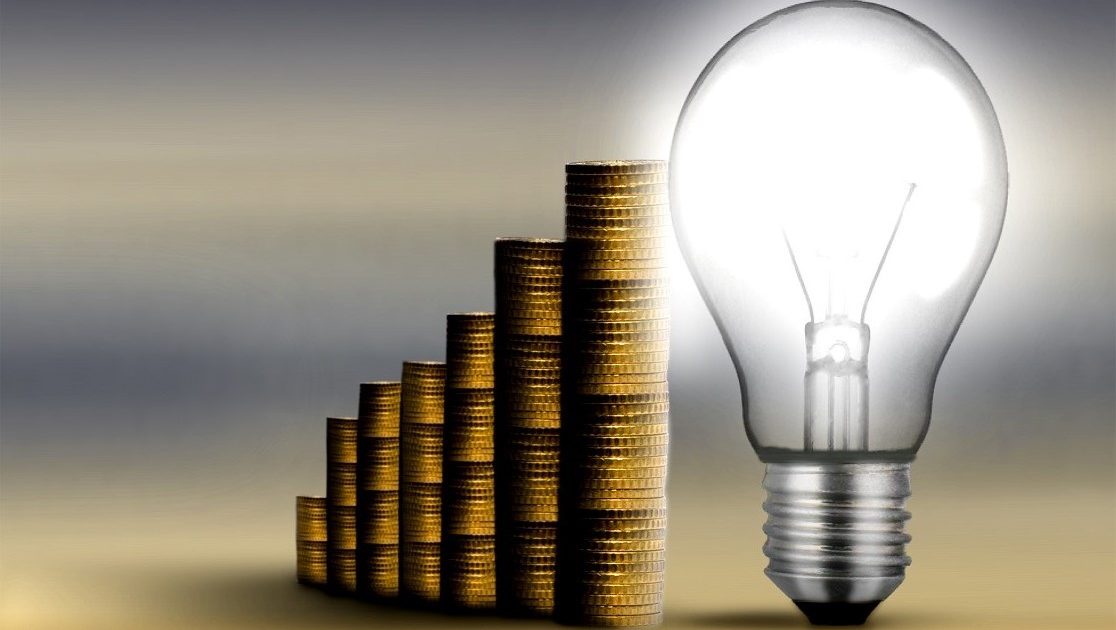 Labor valuation using the “Dark Side of the Moon”