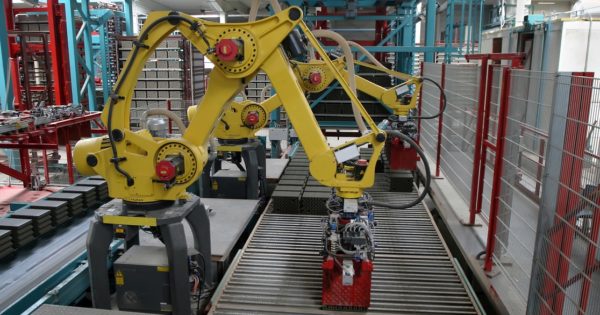 How the manufacturing industry is using technology to increase efficiency
