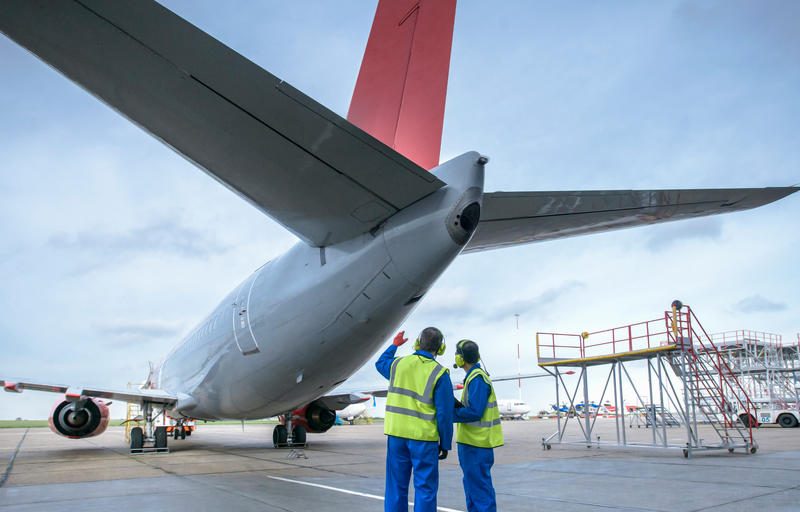 Digital Twins in Commercial Aviation