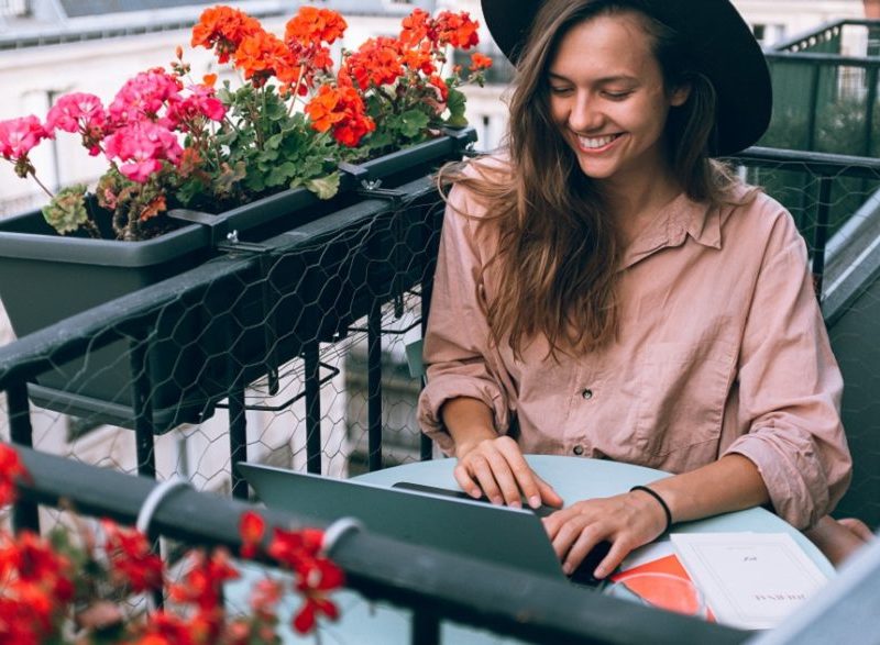 Pros and Cons of Telecommuting