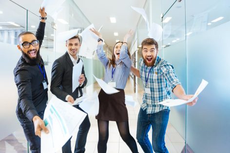 Service Desk Challenges: Find, Keep, and Motivate Your Staff -happy staff