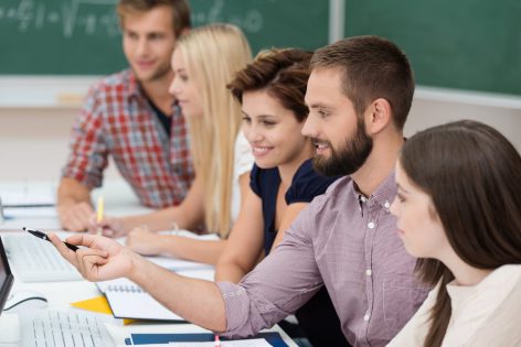 Is Peer IT Support Right for Your Organization? - group of people
